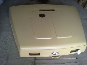 ����� ����